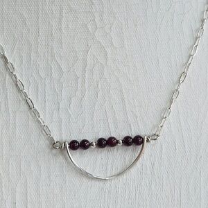 Necklace Garnet gemstone beaded